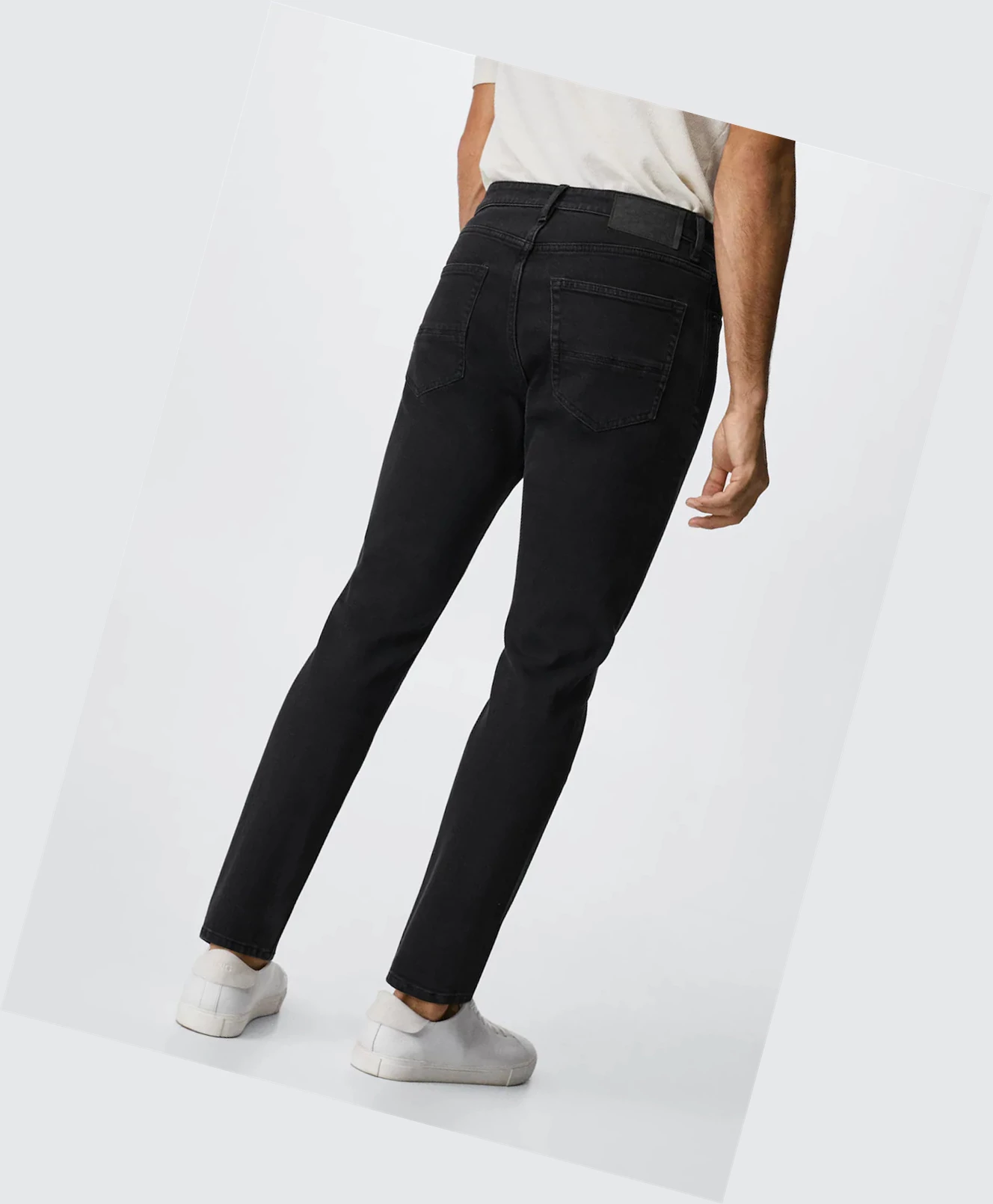 Džínsy Mango Tom Tapered-fit Panske Čierne | SK860967