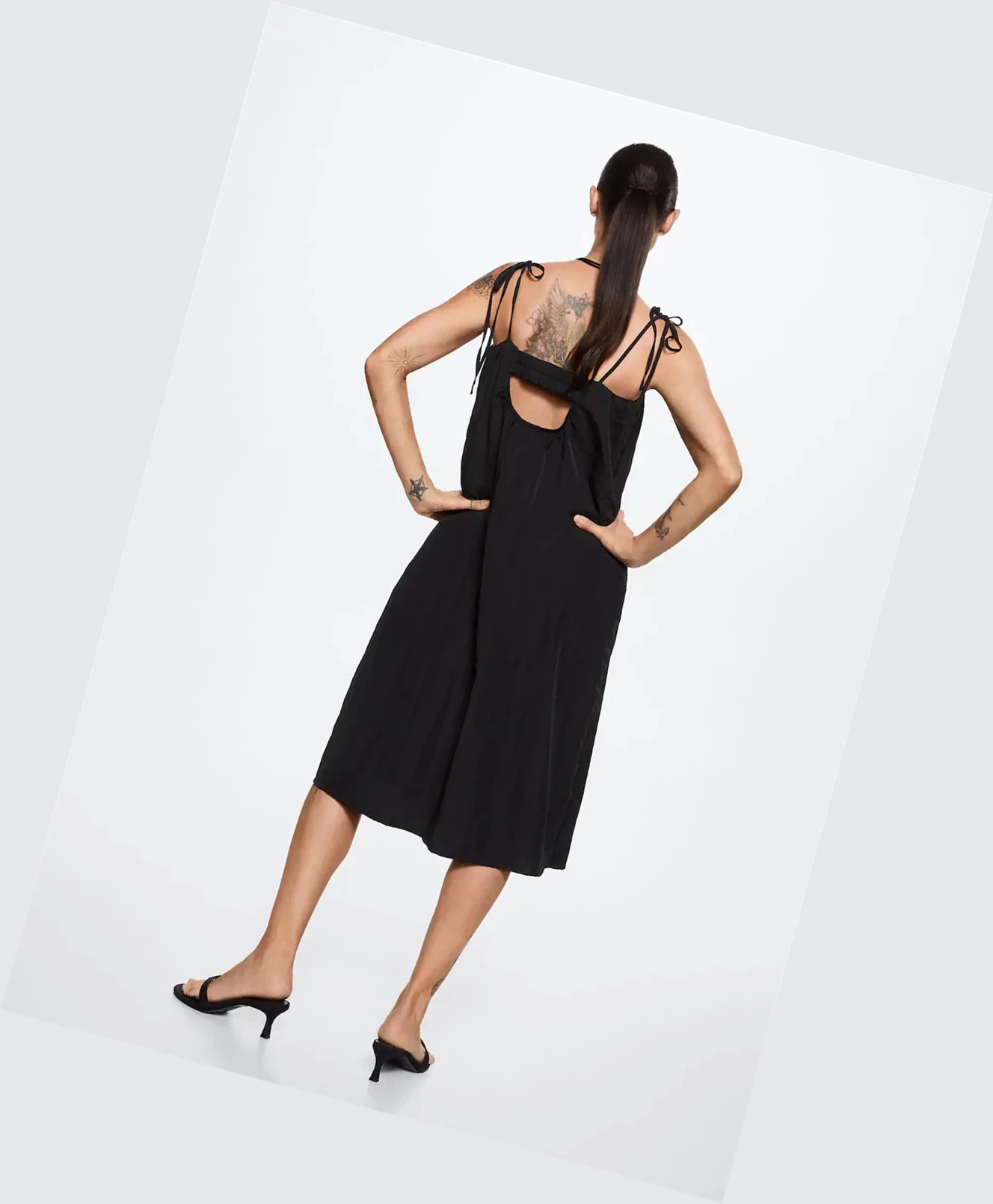 Saty Mango Cut-out Ruched Damske Čierne | SK860472